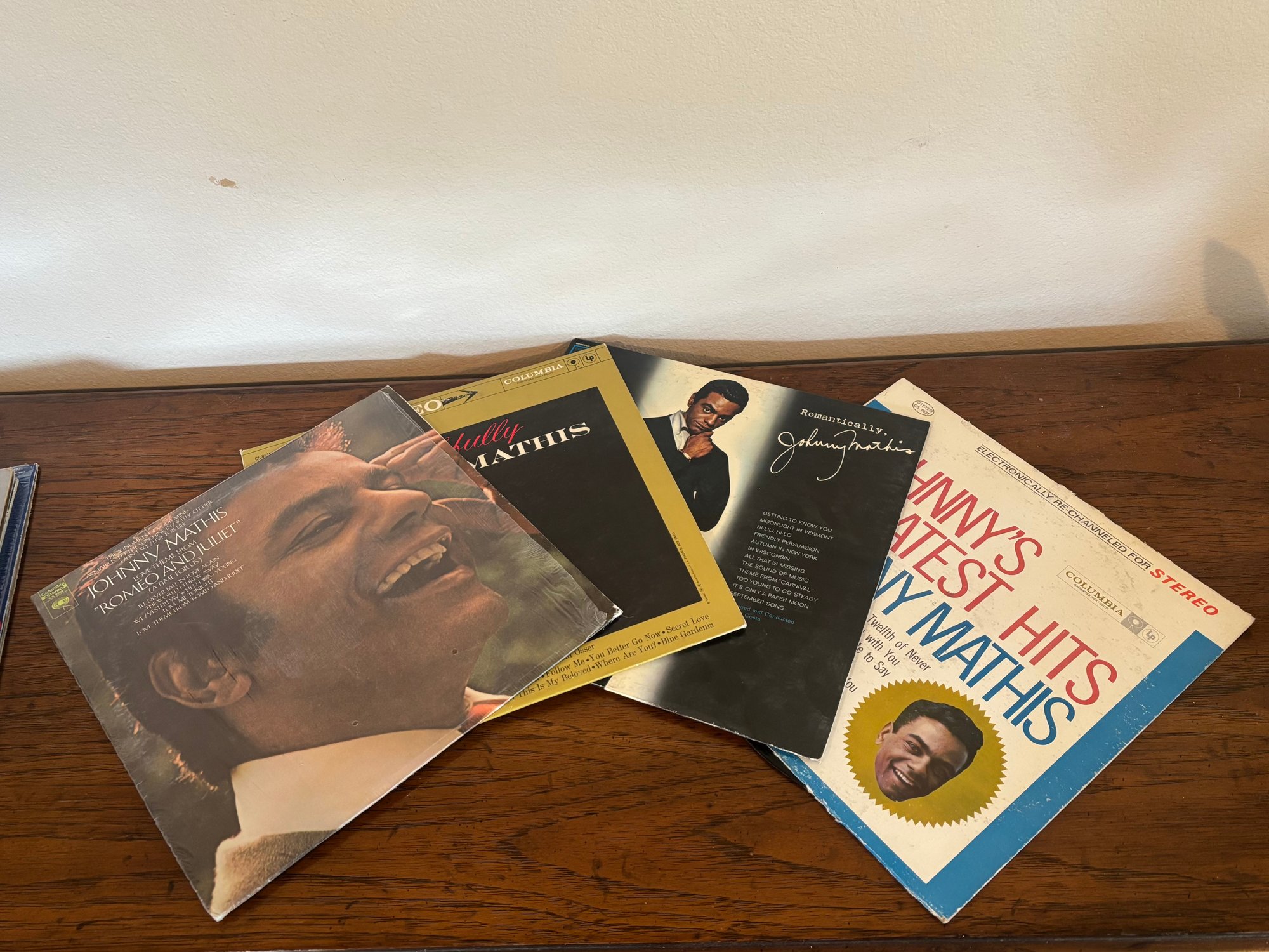 Huge Lot Of VTG Vinyl Records Ft Beatles, Ozzy Osbourne, Elvis, Johnny ...