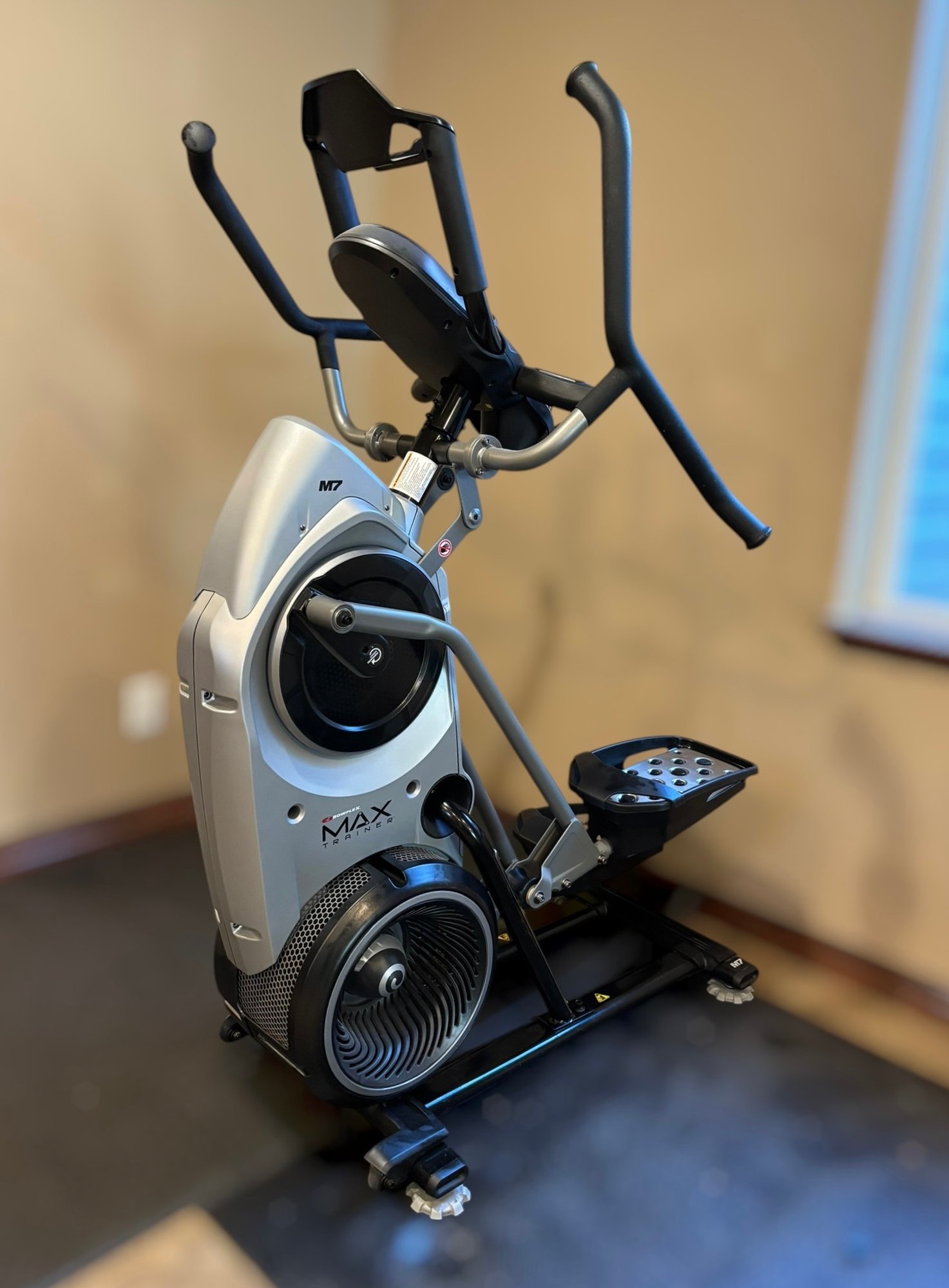 Bowflex Max Trainer M7 Hybrid Elliptical And Stair Climber Machine W ...