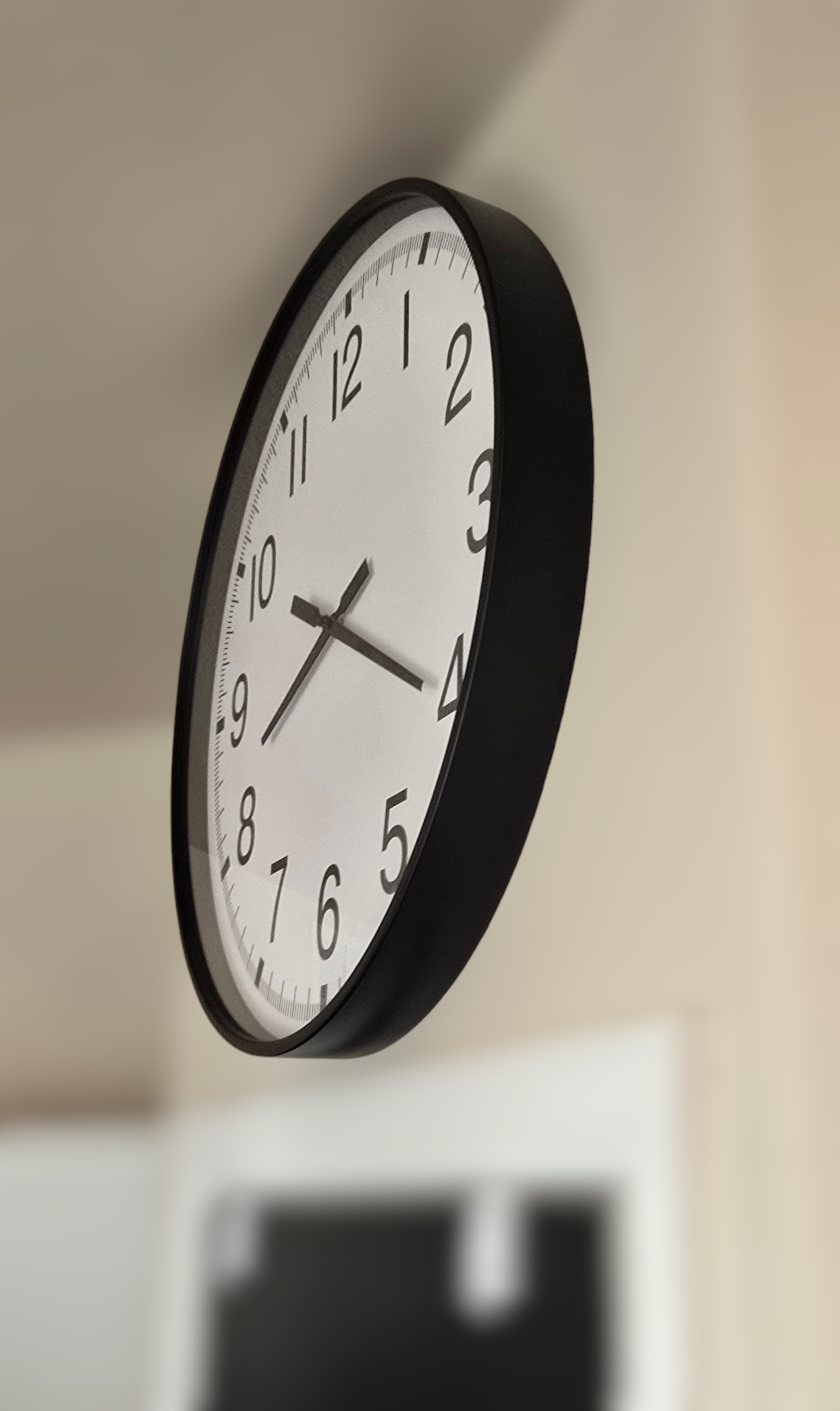 Oversized Decorative Black And White Wall Clock 15657