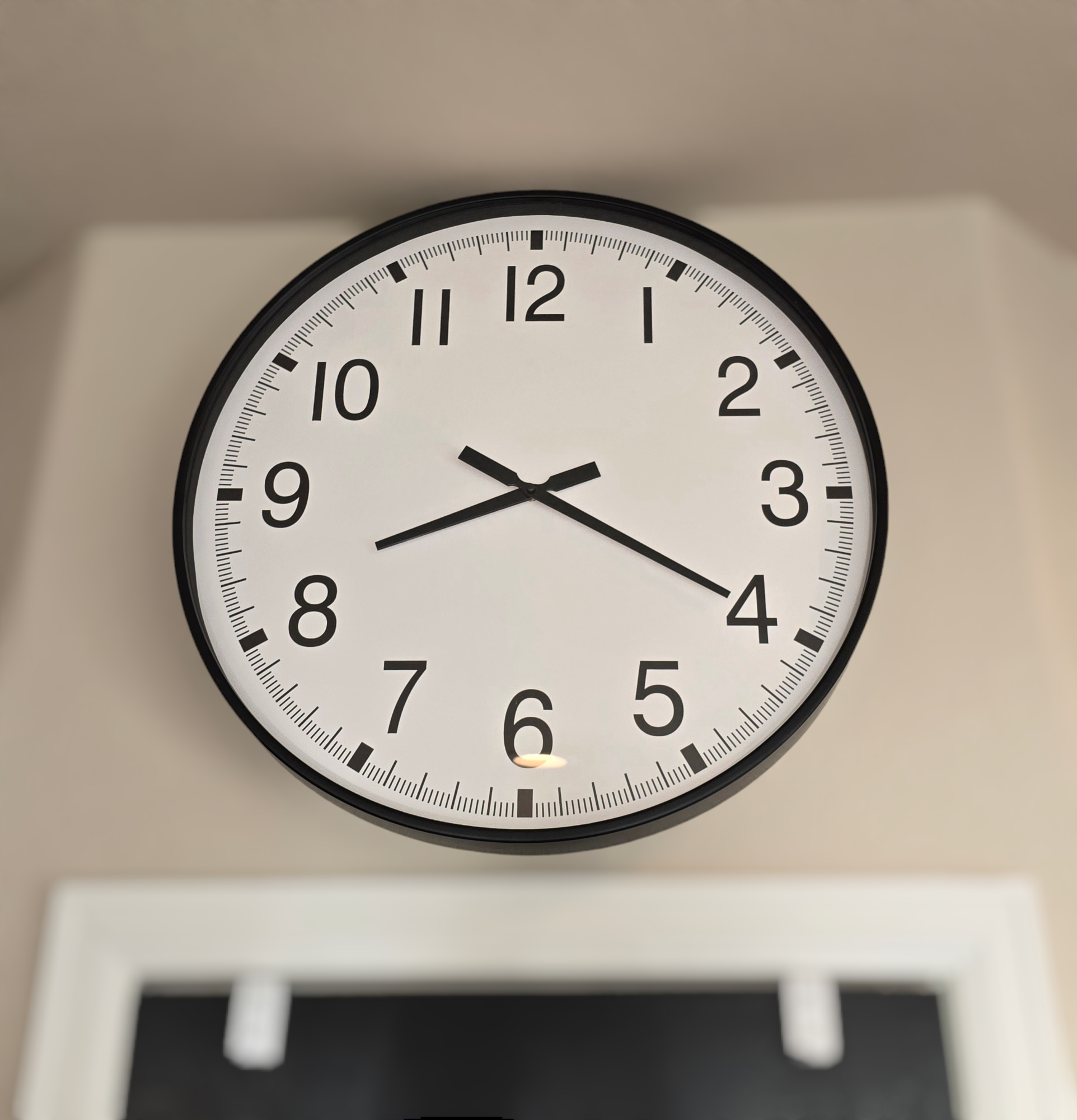 Oversized Decorative Black And White Wall Clock 15657
