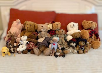 Large Collection Of Teddy Bears & Other Stuffies