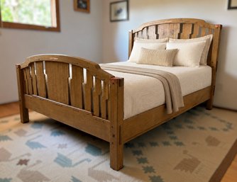Intricate John Sarsfield Handmade Oak Wood Bed Featuring An Arched Headboard & Footboard W/ Slatted Pan