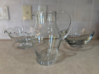 Glass Pitcher With Asymmetric Teardrop Or Oval-shaped Glass Bowl And Serving Dish Will Scalloped Edges