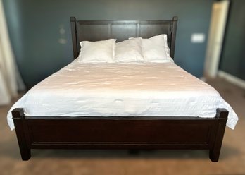 Stunning Thomasville King Size Solid Wood Bed Frame