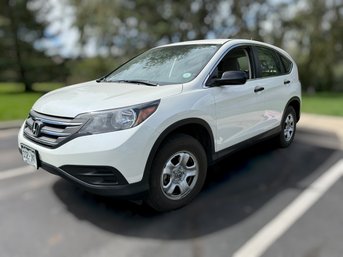 2014 Honda CR-V LX AWD – 45,795 Miles