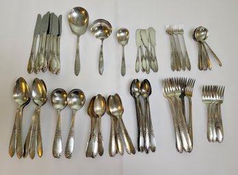 Amazing National King Edward Silver-plate Flatware Set W/ Spoons, Forks, & Butter Knives