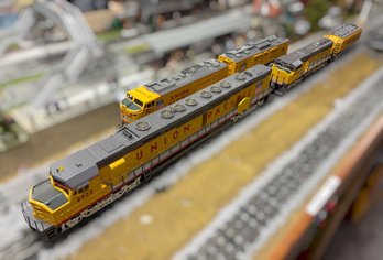 MTH Union Pacific EMD DD40AX Centennial Diesel Locomotive In HO Scale