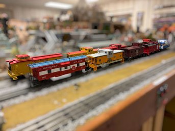 Great Collection Of O Gauge Model Railroad Cabooses