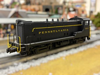 Stewart Hobbies HO Scale Baldwin VO-1000 Diesel Locomotive Pennsylvania PRR #5913