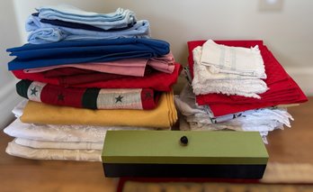Assorted Vintage Table Linens, Napkins & Textiles - Large Mixed Lot