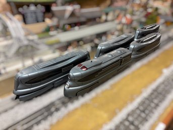 MTH O Gauge Mercury Streamliner Passenger Set  Powered Locomotive, Dummy A Unit & Passenger Cars