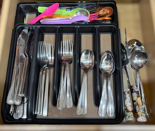 Great Collection Of Stainless Steel And Oneida Flatware