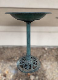 Rustic Green Resin Outdoor Pedestal Bird Bath