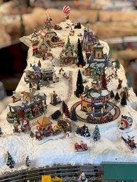 Department 56 North Pole Series & Collectible Christmas Village Buildings, Accessories & Figures