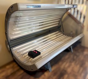 Solar Storm 24S Residential Tanning Bed With Inferno Lamps & Manual