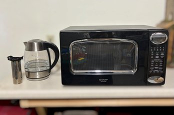 Sharp Carousel Microwave Oven And Chefman 1.8 L Glass Electric Kettle With Tea Infuser