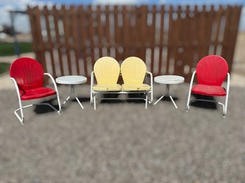 Crosley Furniture Griffith 5 Piece Metal Outdoor Conversation Set Featuring Retro-inspired Chairs