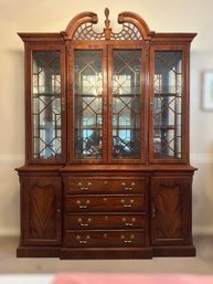 Beautiful Lexington Chappendale Furniture China Hutch