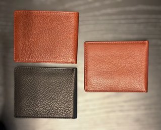 Useful 3 Piece Lot Of Craftsman In Leather RFID Wallets In Classic Black And Brown - Lot 10