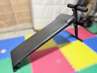 Adjustable Incline Weight Bench With Leg Hold-Down Rollers For Sit-Ups & Strength Training
