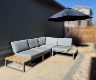 Outdoor Aluminum Framed Cushioned Sectional With Built In Side Tables With Umbrella