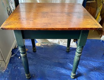 Square-top Oak One-drawer Table