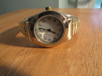 K Watch Gold Tone White Dial Stretch Band Women's