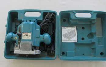 Makita Model 3620 Plunge Router W/ Case
