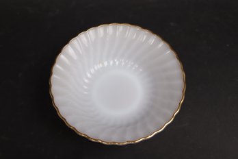Vintage Anchor Hocking Milk Glass Swirl Bowl With Gold Trim