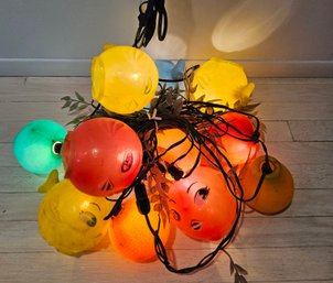 (BV45) Vintage Colorful Blow Mold String Lights Feature Fish-shaped Covers W/ Mixed Apples & Oranges