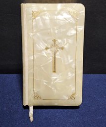 (BV56) Vintage 40s / 50s Catholic Pocket Prayer Book (Celluloid) 566 Pages
