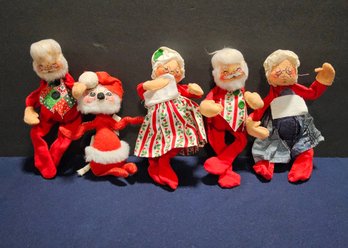 (AC30) Lot Of (5) Vintage Annalee Mobilitee Dolls (2) Pairs Of Mr & Mrs. Claus & (1) Christmas Mouse