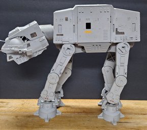 (75) Large Vintage 1980/81 Kenner Star Wars Empire Strikes Back AT-AT Walker.