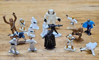 (81) Lot Of (16) Vintage 1982 Kenner Micro Collection Star Miniature Figurines