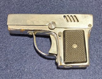 (S120) Vintage Aurora 45 Pistol Lighter Made In Japan, Likely During The 1960s