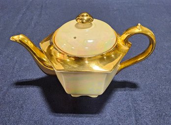 (MI94) Vintage Sadler England Teapot W/Lusterware Finish, Hexagonal Shape, Gold Accents Trim