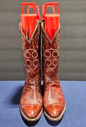 (J57) Vintage Tony Lama Burgundy Leather Cowboy Boots EL Paso TX. From EL Rey Collection Style 8290 Size 10 D