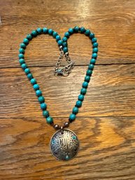 (H044) Vintage Chinese Turquoise Necklace With Pendant