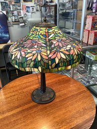 (GN33) Vintage Tiffany Style Floral Table Lamp