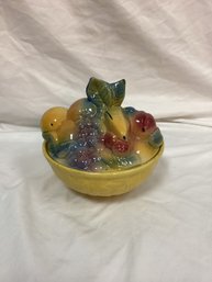(GN56) Vintage Shawnee USA Pottery Fruit Basket Cookie Jar