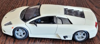 1:18 Maisto Lamborghini Murcielago Pearl White Metallic