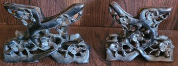 2 Stands For Pearl Shells