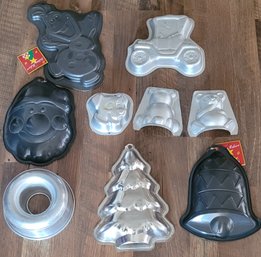Lot Of Small Cake Pans