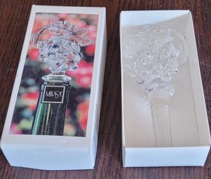 Mikasa Lead Crystal Wine Bottle Stopper Grapes Fruit Collection