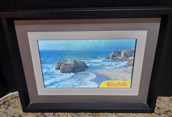 Kodak EasyShare P520 Digital Photo Frame.