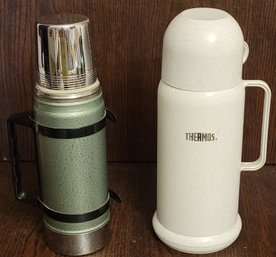2 Different Thermos