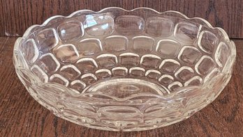 Federal Glass Yorktown Colonial Clear Serving Bowl.
