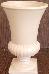Vtg Red Wing Cream Vase