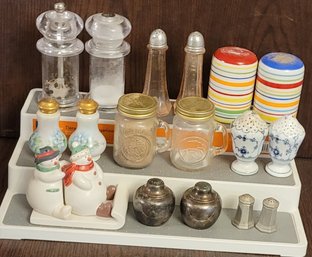 Salt & Pepper Shakers