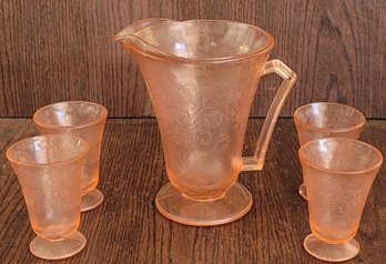 Vtg Pink Depression Pitcher And Glasses